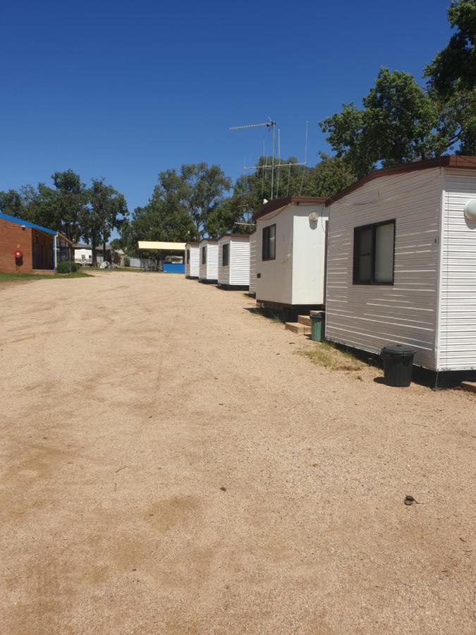 Newell Hwy Caravan Park Parkes Bagian luar foto